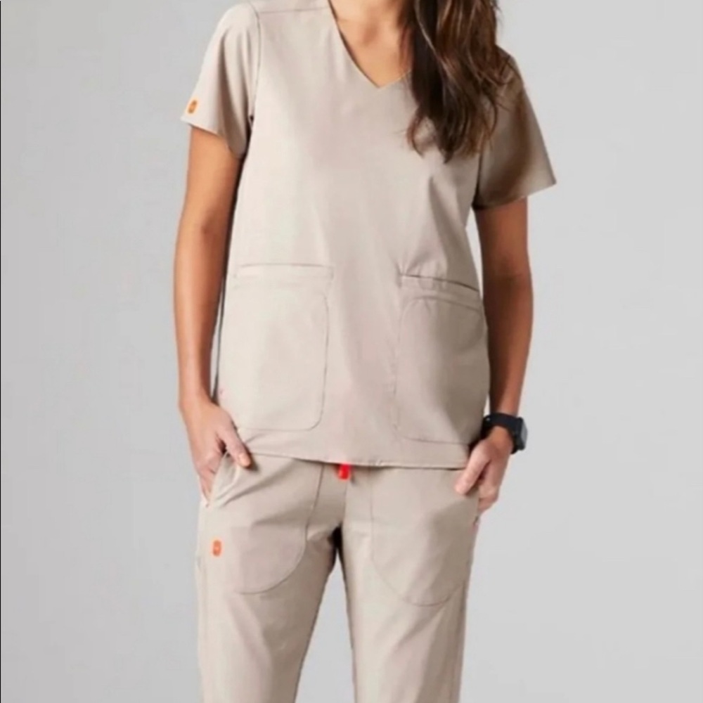 Figs scrubs set Boulder